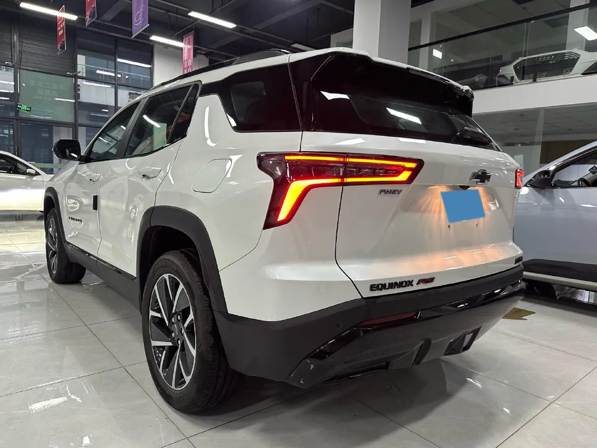 2024 Chevrolet EquinoxPlus 1.5T 180HP L4 2DHT PHEV 16.5KWH,autocango,china used car exporter,china ev exporter,chinese used car exporter,chinese used ev exporter