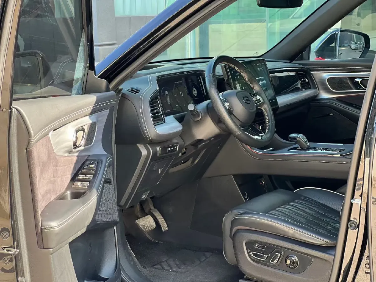 2022 GAC Trumpchi GS8 2.0T 190HP L4 E-CVT Hybrid,autocango,china used car exporter,china ev exporter,chinese used car exporter,chinese used ev exporter