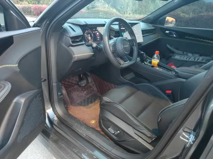 2023 LYNK&CO 03 2.0T 254HP L4 7DCT,autocango,china used car exporter,china ev exporter,chinese used car exporter,chinese used ev exporter