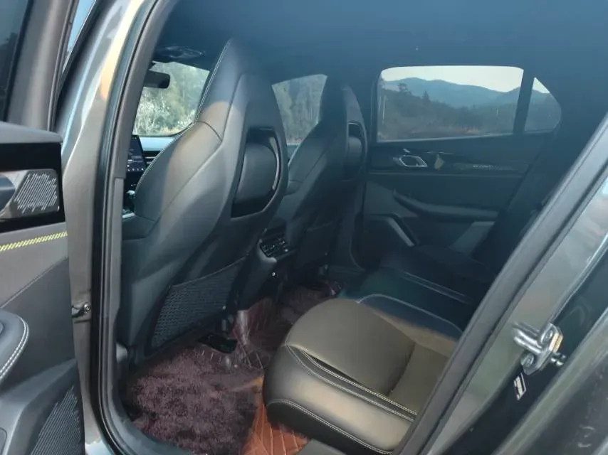 2023 LYNK&CO 03 2.0T 254HP L4 7DCT,autocango,china used car exporter,china ev exporter,chinese used car exporter,chinese used ev exporter