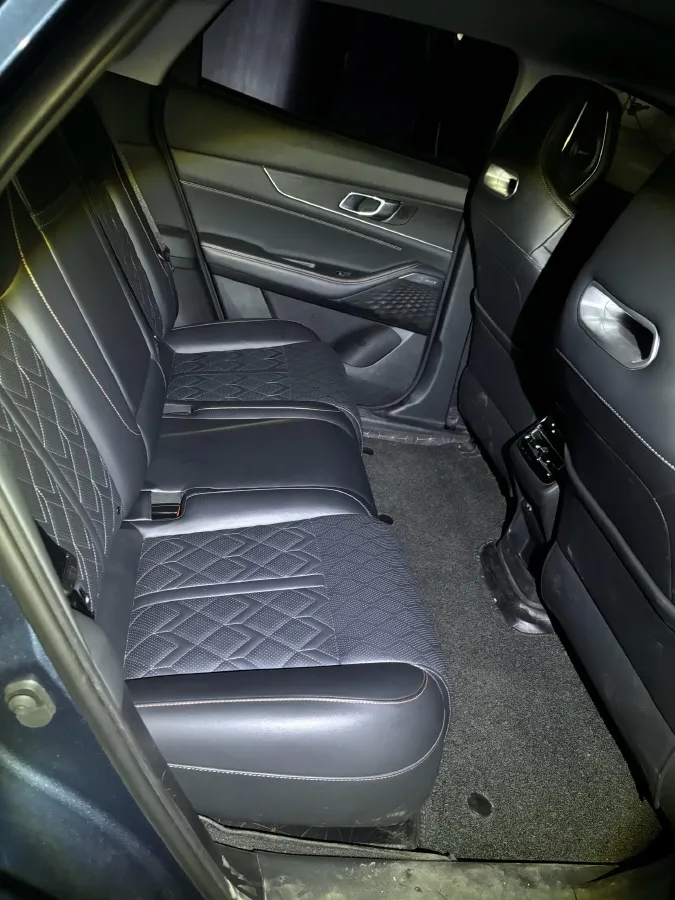 2021 ChangAn UNI-K 2.0T 233HP L4 8AT,autocango,china used car exporter,china ev exporter,chinese used car exporter,chinese used ev exporter