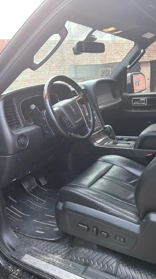 2017 Lincoln Navigator 3.5T 355HP V6 6AT,autocango,china used car exporter,china ev exporter,chinese used car exporter,chinese used ev exporter