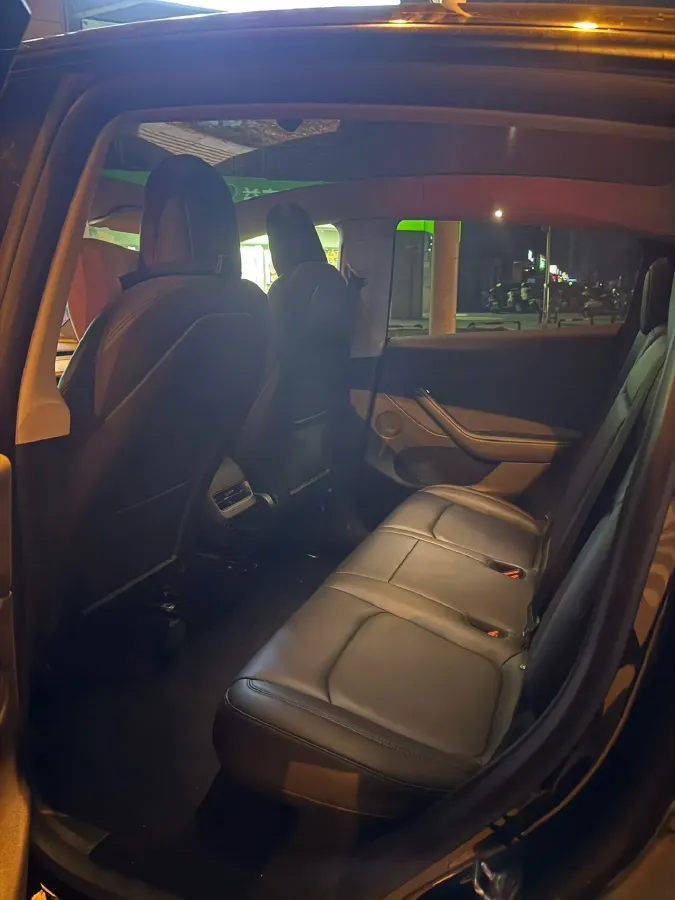 2022 Tesla Model Y BEV 60KWH,autocango,china used car exporter,china ev exporter,chinese used car exporter,chinese used ev exporter