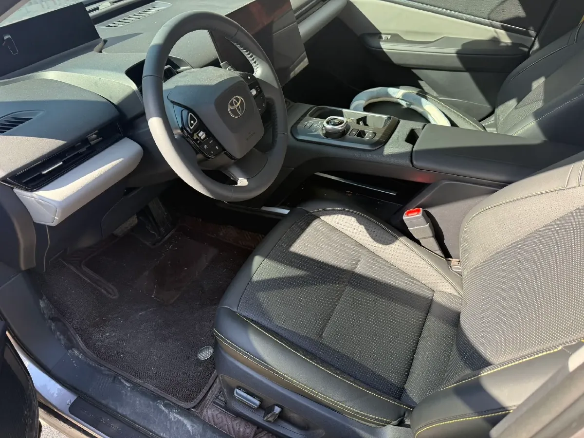 2025 Toyota bZ5 BEV,autocango,china used car exporter,china ev exporter,chinese used car exporter,chinese used ev exporter