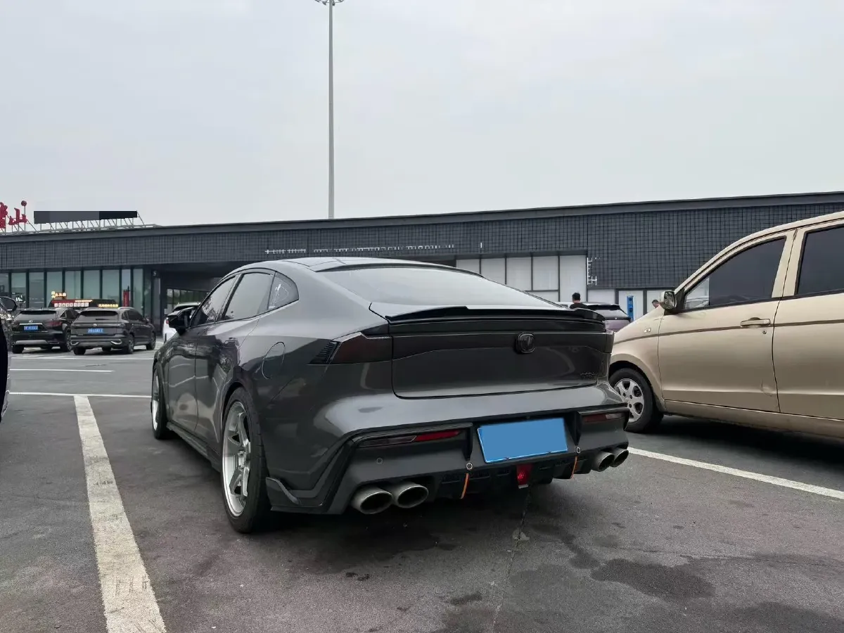 2022 ChangAn UNI-V 1.5T 188HP L4 7DCT,autocango,china used car exporter,china ev exporter,chinese used car exporter,chinese used ev exporter