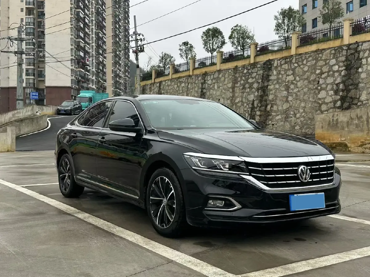 2019 Skoda Kodiak 2.0T 186HP L4 7DCT,autocango,china used car exporter,china ev exporter,chinese used car exporter,chinese used ev exporter
