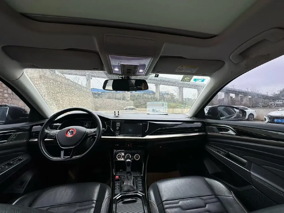 2019 Skoda Kodiak 2.0T 186HP L4 7DCT,autocango,china used car exporter,china ev exporter,chinese used car exporter,chinese used ev exporter