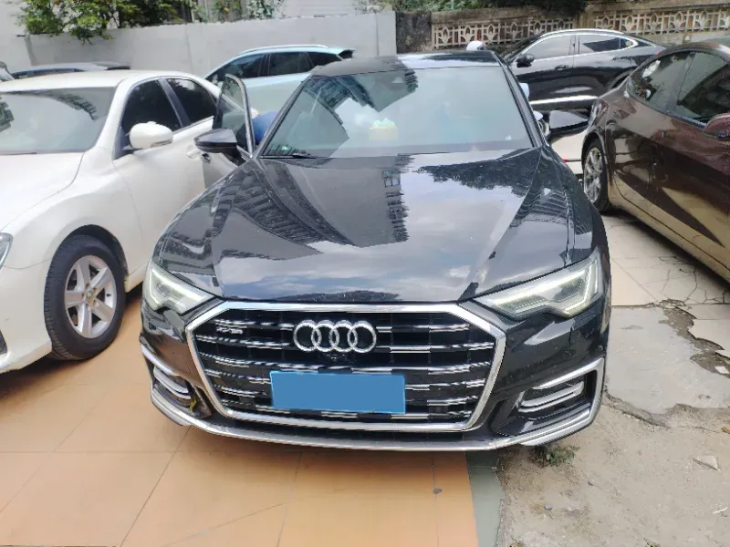 2021 Audi A6L 2.0T 224HP L4 7DCT,autocango,china used car exporter,china ev exporter,chinese used car exporter,chinese used ev exporter