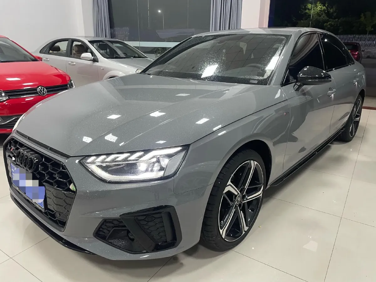 2024 Audi A4L 2.0T 190HP L4 7DCT,autocango,china used car exporter,china ev exporter,chinese used car exporter,chinese used ev exporter