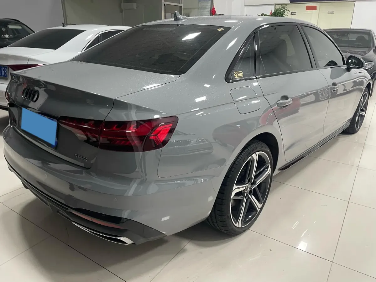 2024 Audi A4L 2.0T 190HP L4 7DCT,autocango,china used car exporter,china ev exporter,chinese used car exporter,chinese used ev exporter