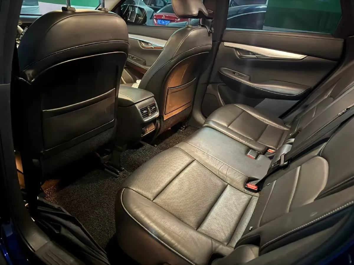 2018 Mitsubishi Pajero 3.0L 174HP V6 5AT,autocango,china used car exporter,china ev exporter,chinese used car exporter,chinese used ev exporter