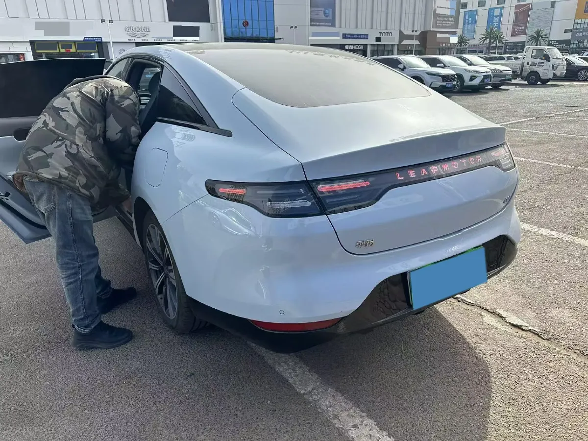 2023 Leapmotor C01 1.5L 95HP L4 REEV 30.1KWH,autocango,china used car exporter,china ev exporter,chinese used car exporter,chinese used ev exporter