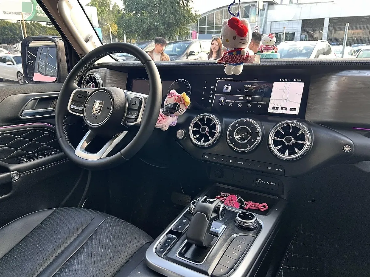 2024 Tank 300 2.0T 227HP L4 8AT,autocango,china used car exporter,china ev exporter,chinese used car exporter,chinese used ev exporter