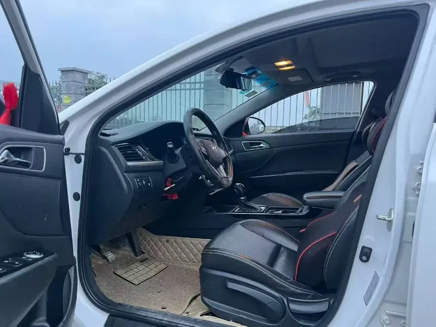 2017 Hyundai Mistra 1.6T 175HP L4 7DCT,autocango,china used car exporter,china ev exporter,chinese used car exporter,chinese used ev exporter