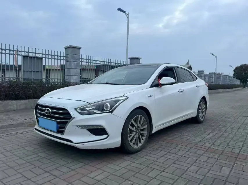 2017 Hyundai Mistra 1.6T 175HP L4 7DCT,autocango,china used car exporter,china ev exporter,chinese used car exporter,chinese used ev exporter
