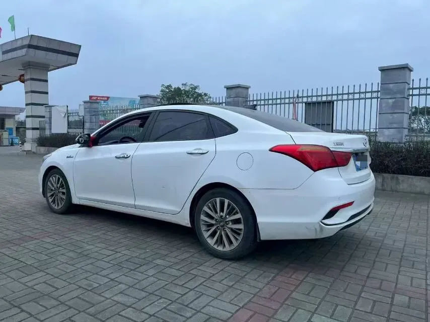 2017 Hyundai Mistra 1.6T 175HP L4 7DCT,autocango,china used car exporter,china ev exporter,chinese used car exporter,chinese used ev exporter