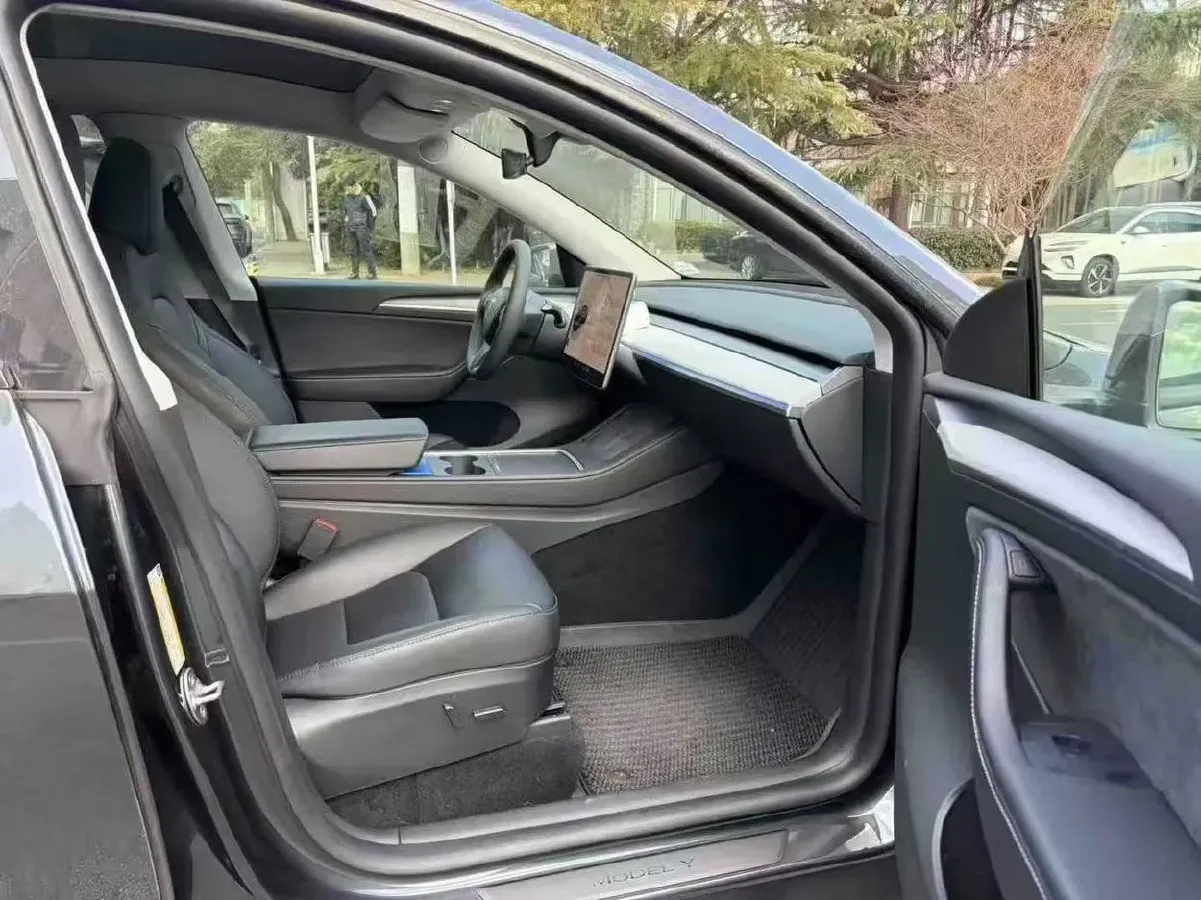 2024 Iveco OuSheng BEV 77.28KWH,autocango,china used car exporter,china ev exporter,chinese used car exporter,chinese used ev exporter