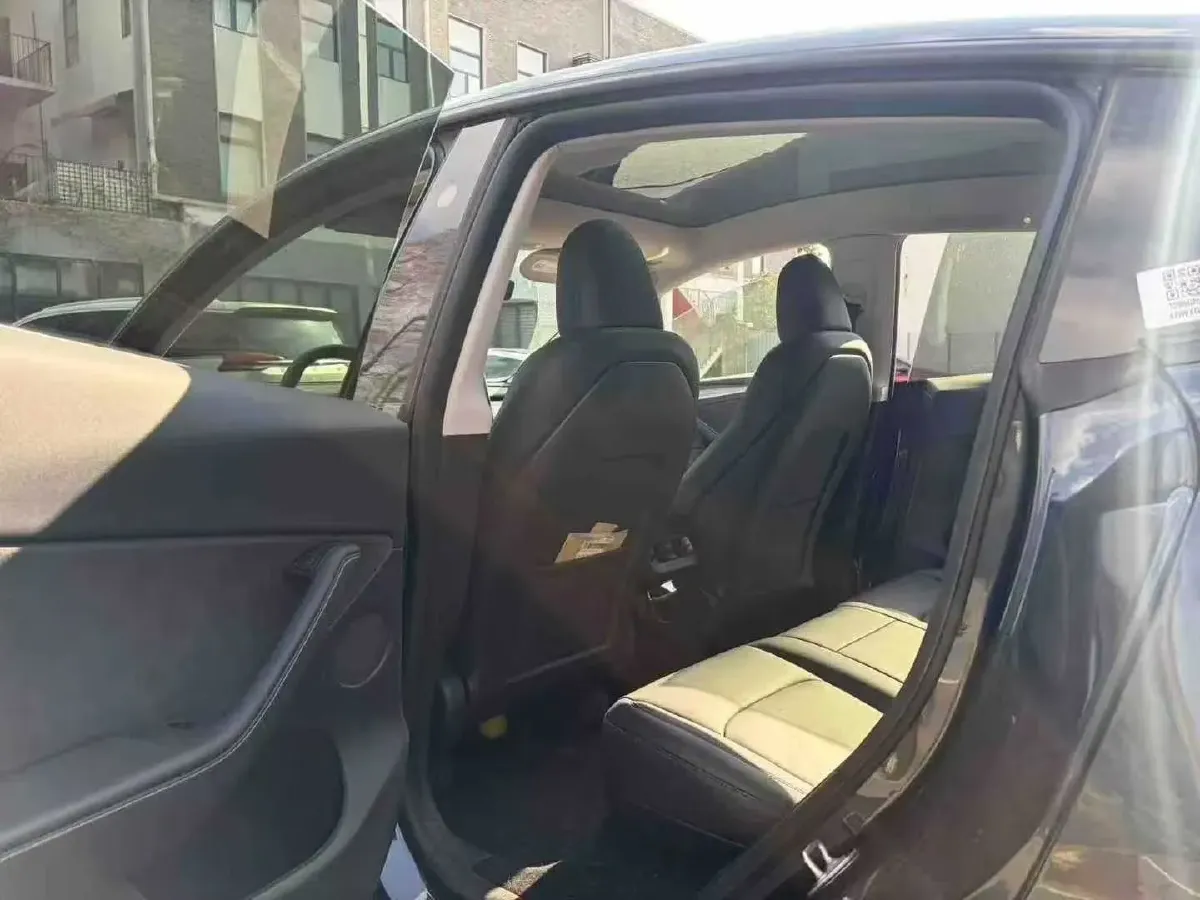 2024 Iveco OuSheng BEV 77.28KWH,autocango,china used car exporter,china ev exporter,chinese used car exporter,chinese used ev exporter