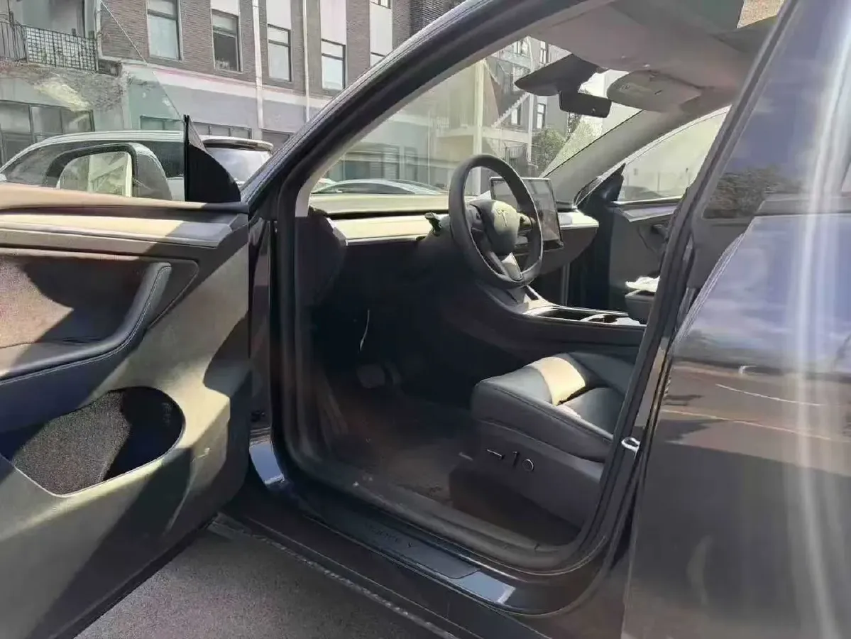 2024 Iveco OuSheng BEV 77.28KWH,autocango,china used car exporter,china ev exporter,chinese used car exporter,chinese used ev exporter