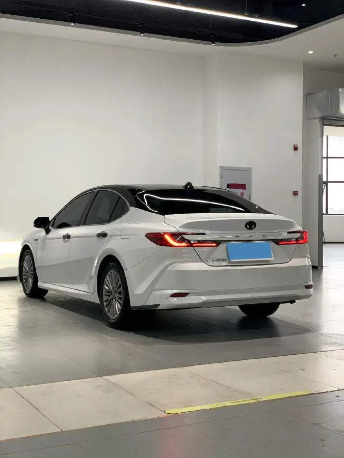 2024 Toyota Camry 2.0L 173HP L4 CVT,autocango,china used car exporter,china ev exporter,chinese used car exporter,chinese used ev exporter
