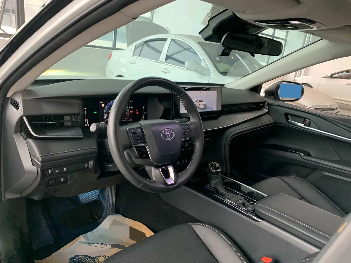 2024 Toyota Camry 2.0L 173HP L4 CVT,autocango,china used car exporter,china ev exporter,chinese used car exporter,chinese used ev exporter