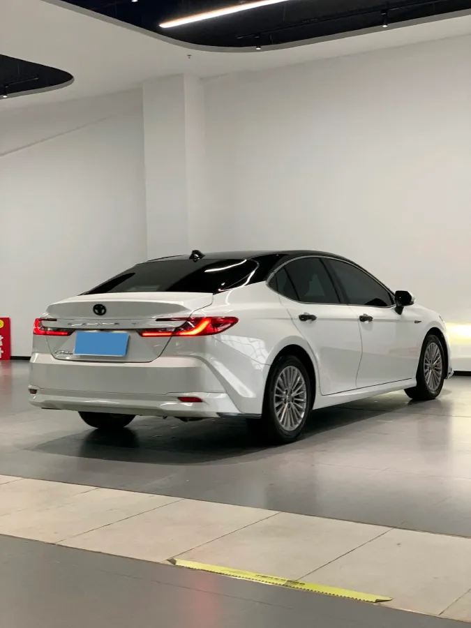 2024 Toyota Camry 2.0L 173HP L4 CVT,autocango,china used car exporter,china ev exporter,chinese used car exporter,chinese used ev exporter
