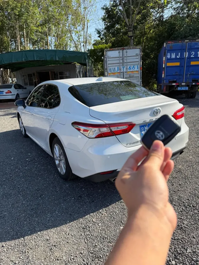 2023 Toyota Camry 2.0L 177HP L4 CVT,autocango,china used car exporter,china ev exporter,chinese used car exporter,chinese used ev exporter