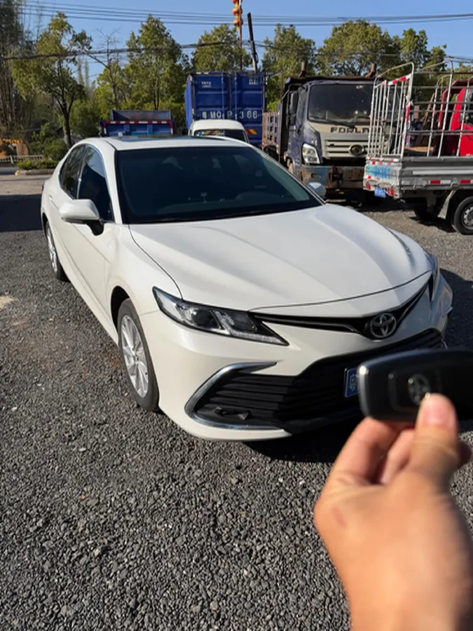 2023 Toyota Camry 2.0L 177HP L4 CVT,autocango,china used car exporter,china ev exporter,chinese used car exporter,chinese used ev exporter