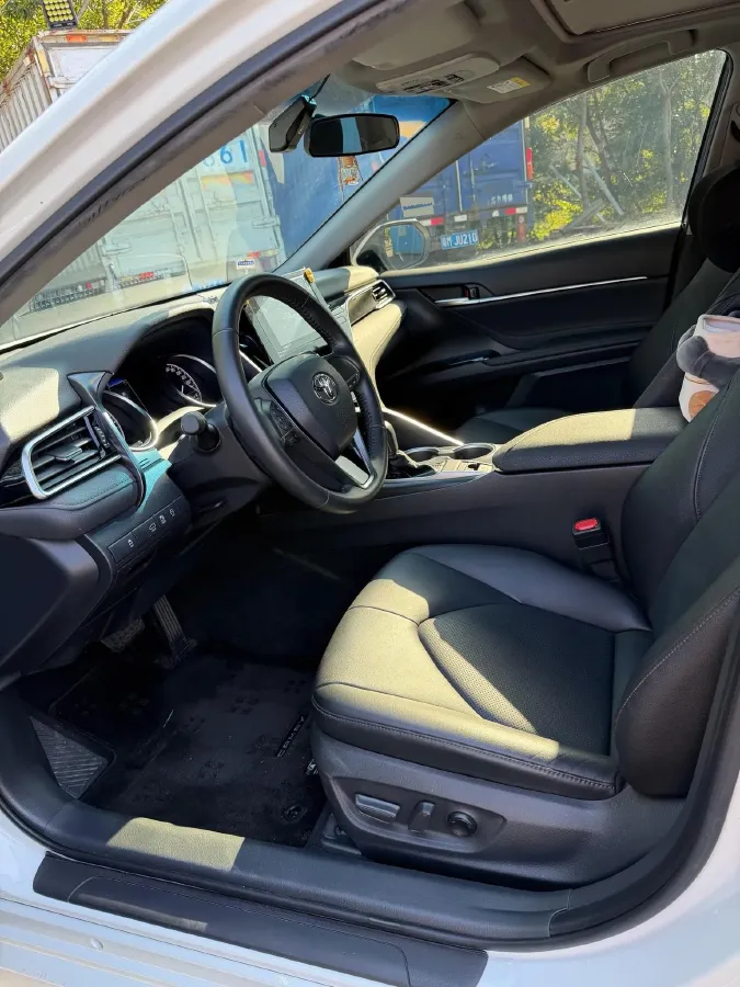 2023 Toyota Camry 2.0L 177HP L4 CVT,autocango,china used car exporter,china ev exporter,chinese used car exporter,chinese used ev exporter