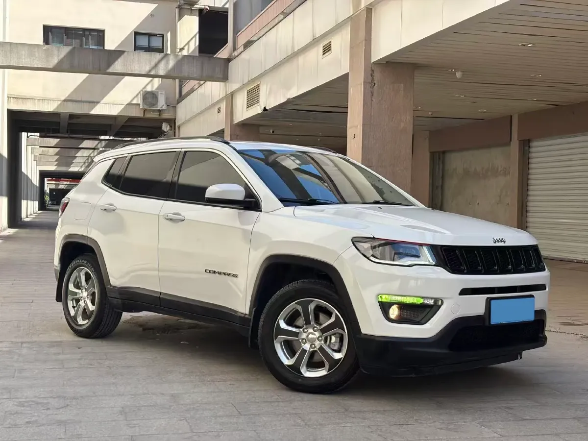 2019 Jeep Compass 1.3T 173HP L4 7DCT,autocango,china used car exporter,china ev exporter,chinese used car exporter,chinese used ev exporter