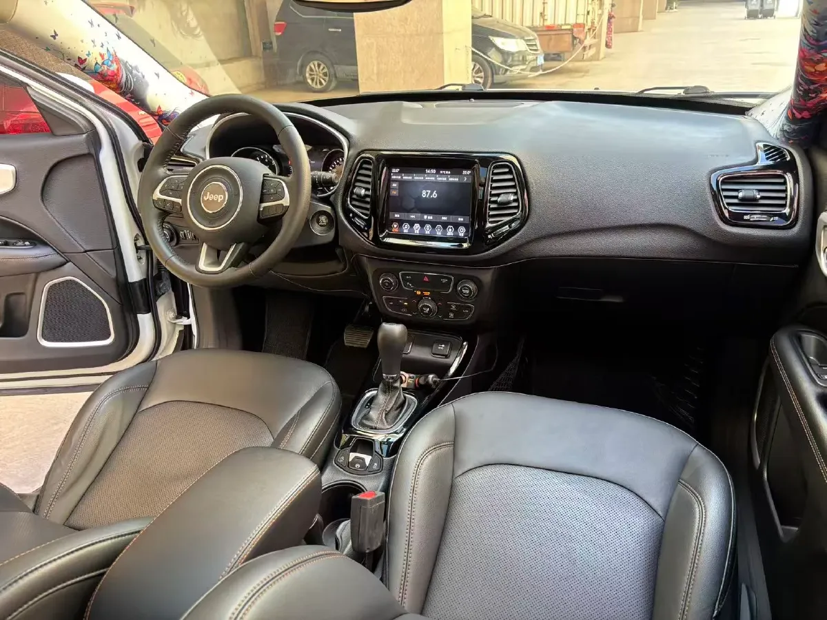 2019 Jeep Compass 1.3T 173HP L4 7DCT,autocango,china used car exporter,china ev exporter,chinese used car exporter,chinese used ev exporter