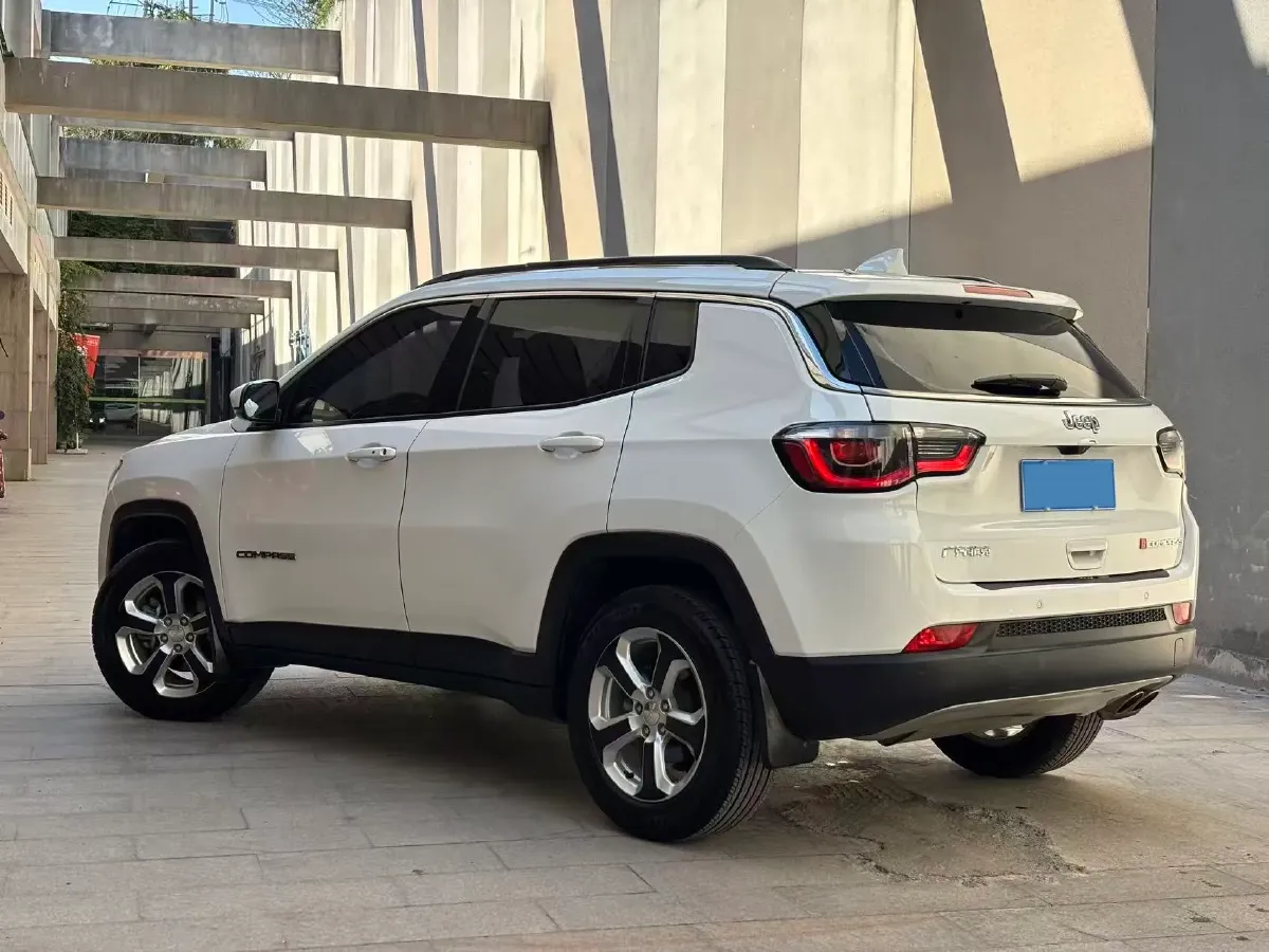 2019 Jeep Compass 1.3T 173HP L4 7DCT,autocango,china used car exporter,china ev exporter,chinese used car exporter,chinese used ev exporter