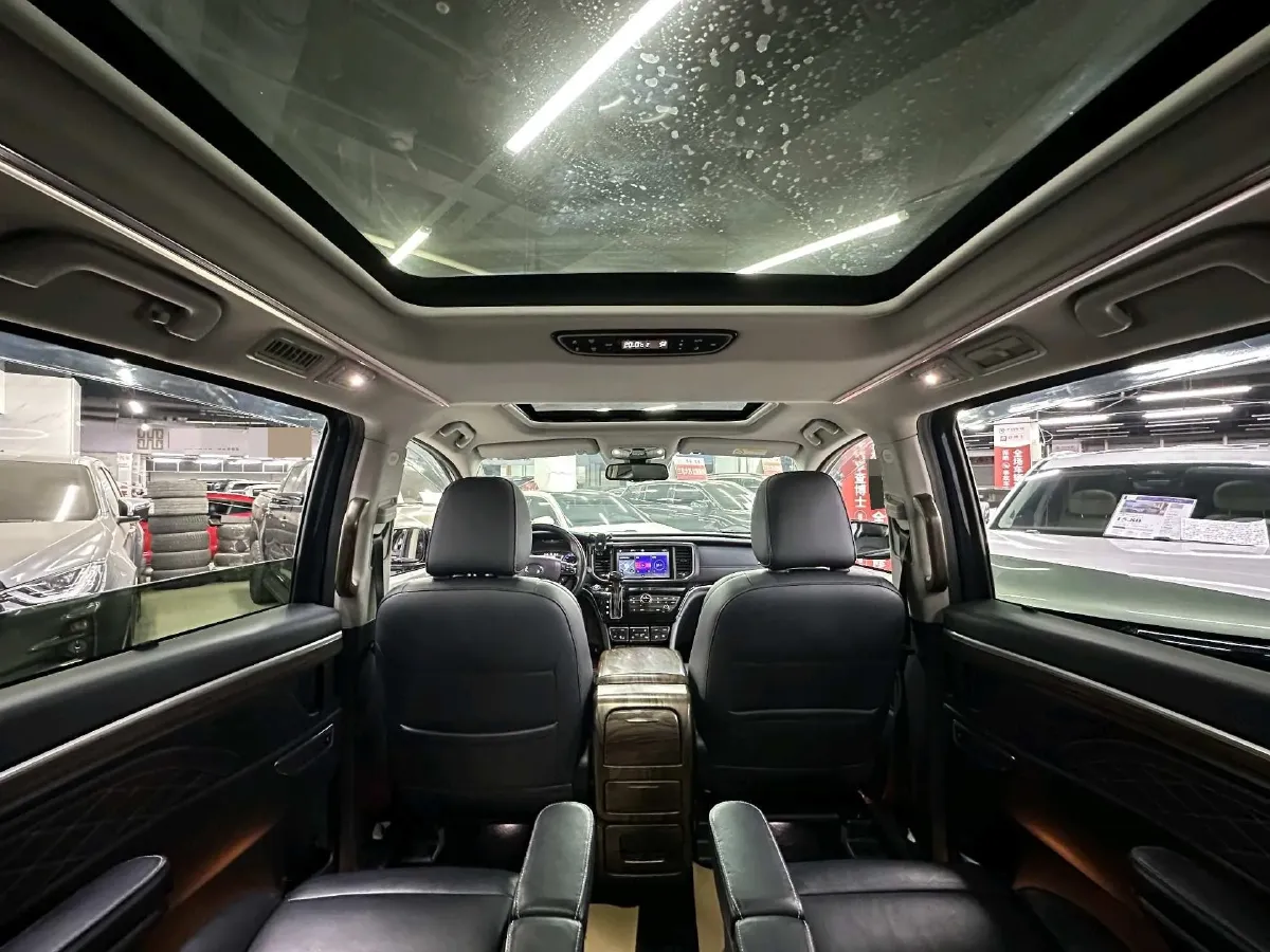 2019 GAC Trumpchi M8 2.0T 201HP L4 6AT,autocango,china used car exporter,china ev exporter,chinese used car exporter,chinese used ev exporter