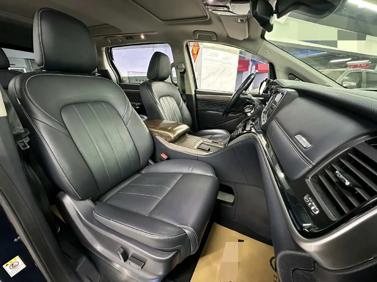 2019 GAC Trumpchi M8 2.0T 201HP L4 6AT,autocango,china used car exporter,china ev exporter,chinese used car exporter,chinese used ev exporter