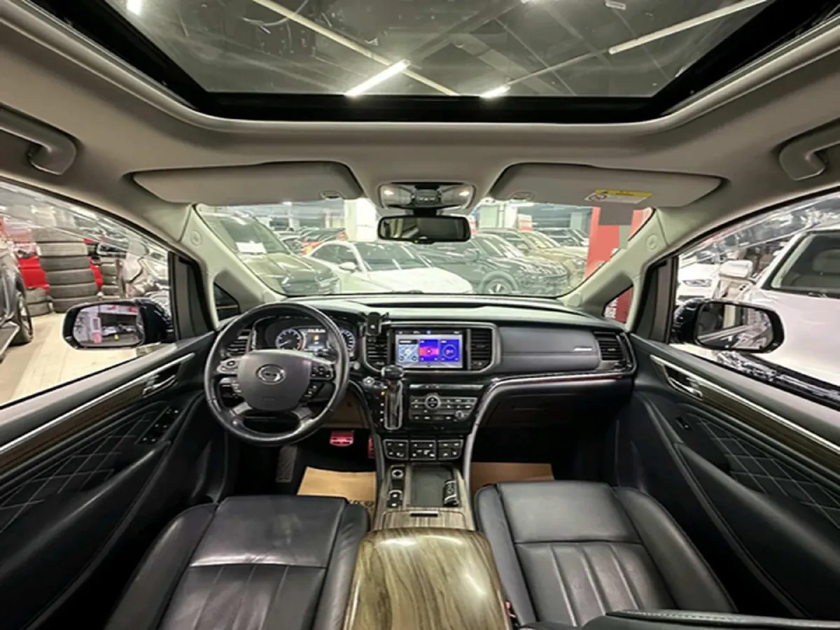 2019 GAC Trumpchi M8 2.0T 201HP L4 6AT,autocango,china used car exporter,china ev exporter,chinese used car exporter,chinese used ev exporter