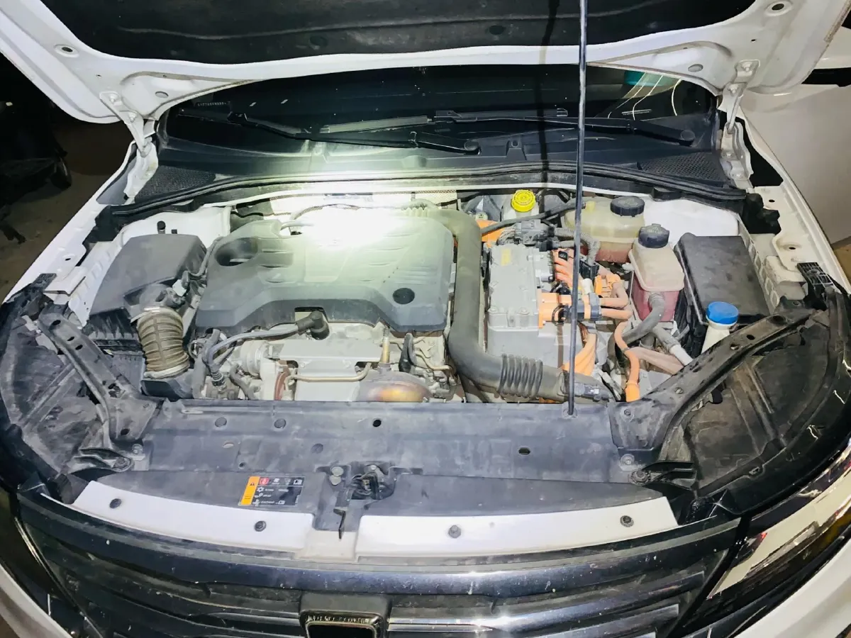 2019 Roewe i6 1.5T 169HP L4 AMT PHEV 9.1KWH,autocango,china used car exporter,china ev exporter,chinese used car exporter,chinese used ev exporter