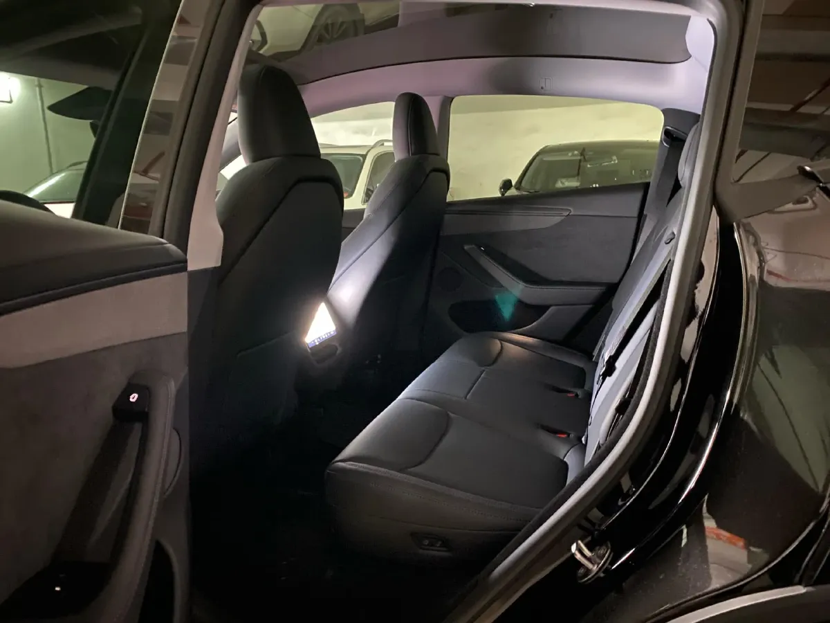 2019 Roewe i6 1.5T 169HP L4 AMT PHEV 9.1KWH,autocango,china used car exporter,china ev exporter,chinese used car exporter,chinese used ev exporter