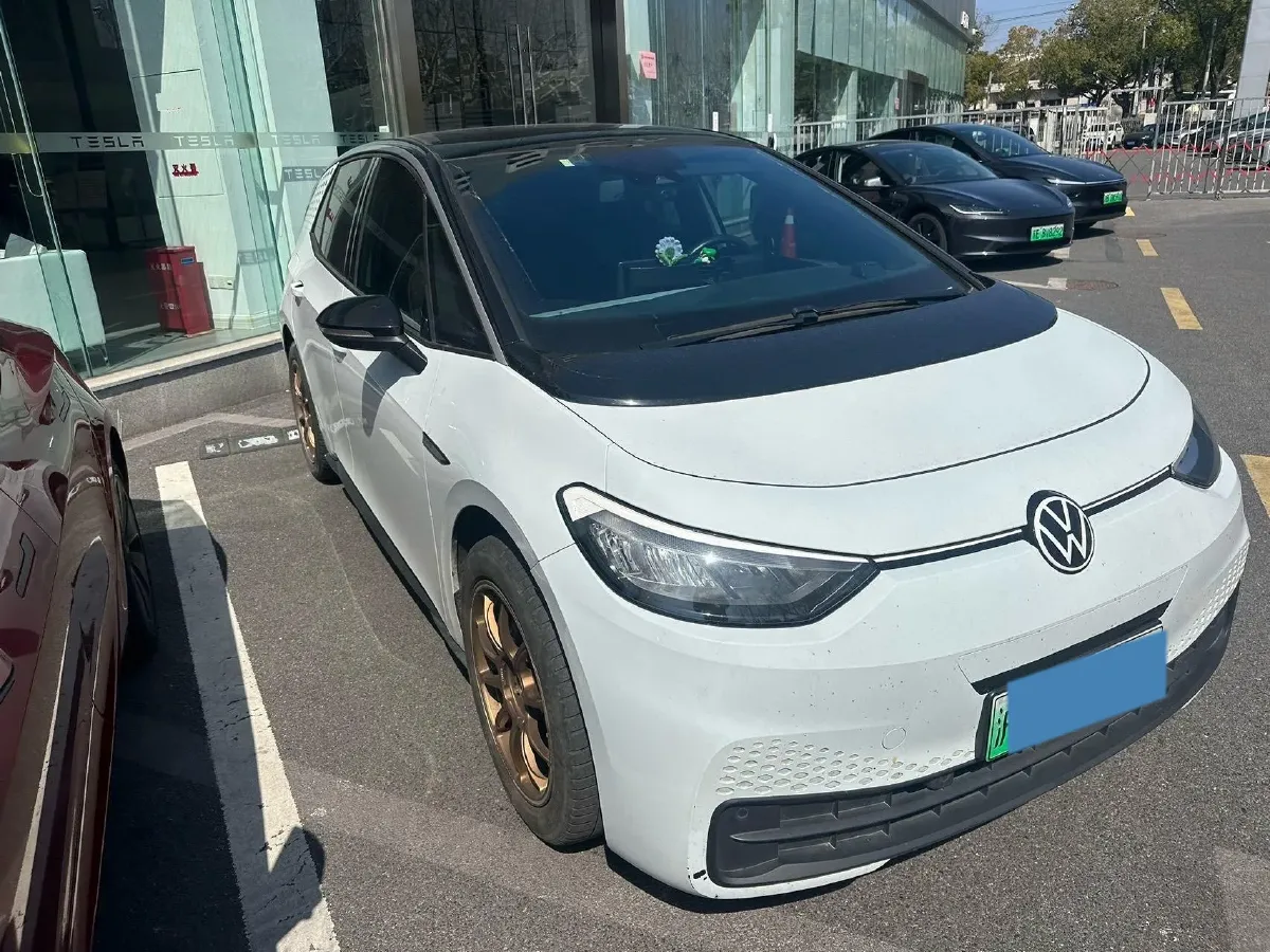 2023 Volkswagen ID.3 BEV 52.8KWH,autocango,china used car exporter,china ev exporter,chinese used car exporter,chinese used ev exporter