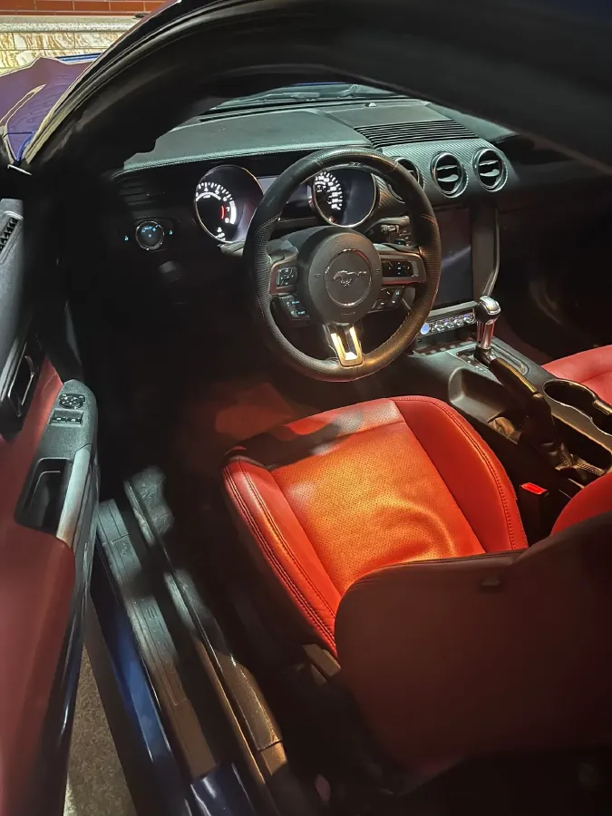 2018 Mitsubishi Pajero 3.0L 174HP V6 5AT,autocango,china used car exporter,china ev exporter,chinese used car exporter,chinese used ev exporter