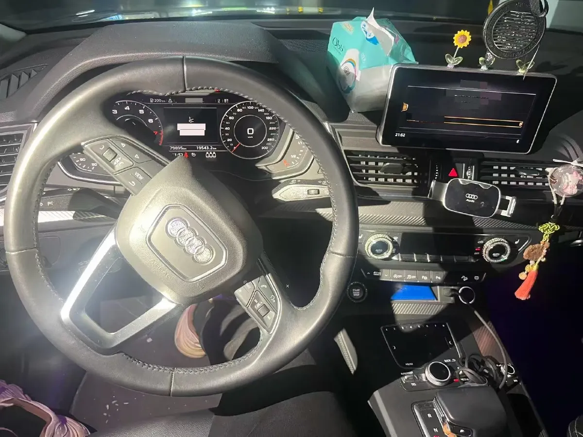 2020 Audi Q5L 2.0T 252HP L4 7DCT,autocango,china used car exporter,china ev exporter,chinese used car exporter,chinese used ev exporter