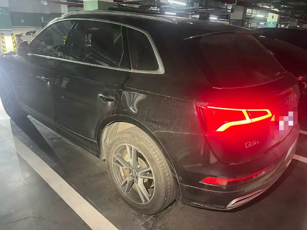 2020 Audi Q5L 2.0T 252HP L4 7DCT,autocango,china used car exporter,china ev exporter,chinese used car exporter,chinese used ev exporter