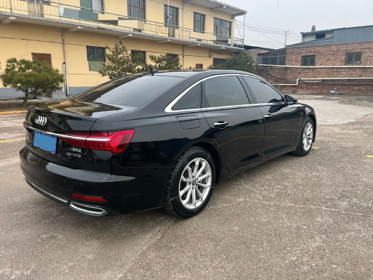 2021 Audi A6L 2.0T 190HP L4 7DCT,autocango,china used car exporter,china ev exporter,chinese used car exporter,chinese used ev exporter