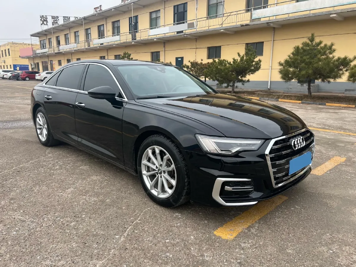 2021 Audi A6L 2.0T 190HP L4 7DCT,autocango,china used car exporter,china ev exporter,chinese used car exporter,chinese used ev exporter