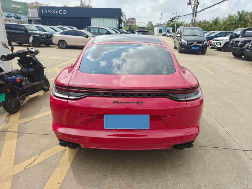 2021 Porsche Panamera 2.9T 330HP V6 8DCT,autocango,china used car exporter,china ev exporter,chinese used car exporter,chinese used ev exporter
