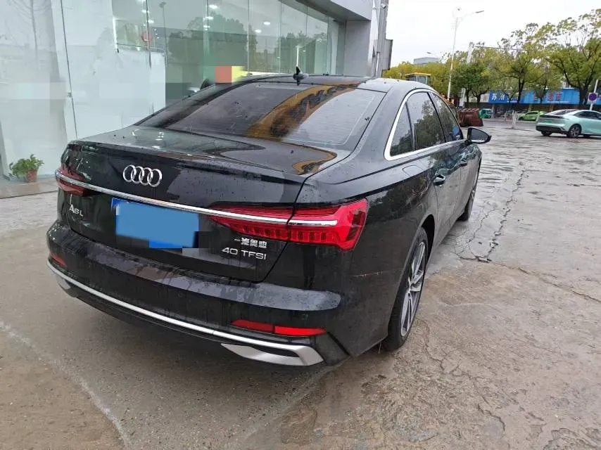 2023 Audi A6L 2.0T 190HP L4 7DCT,autocango,china used car exporter,china ev exporter,chinese used car exporter,chinese used ev exporter