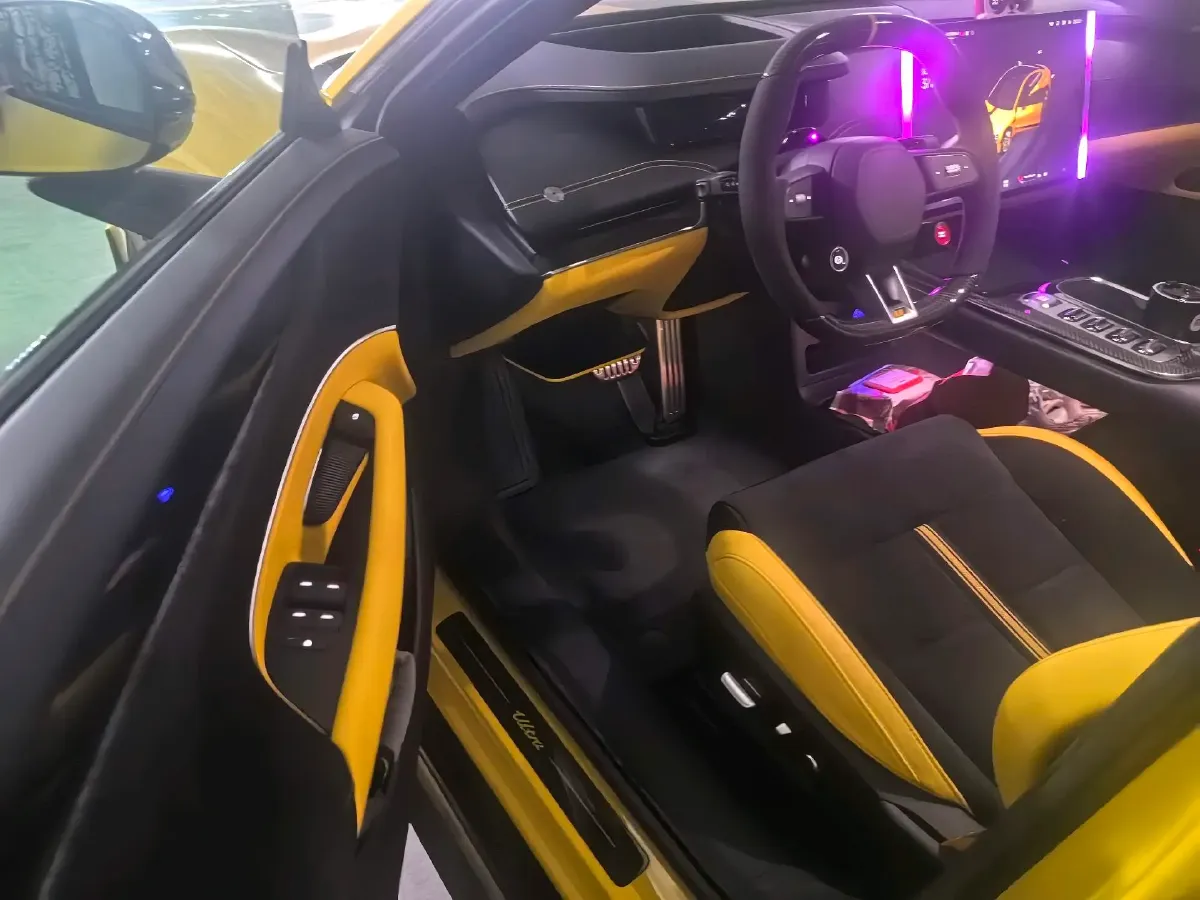 2025 MI SU7 Ultra BEV 93.7KWH,autocango,china used car exporter,china ev exporter,chinese used car exporter,chinese used ev exporter