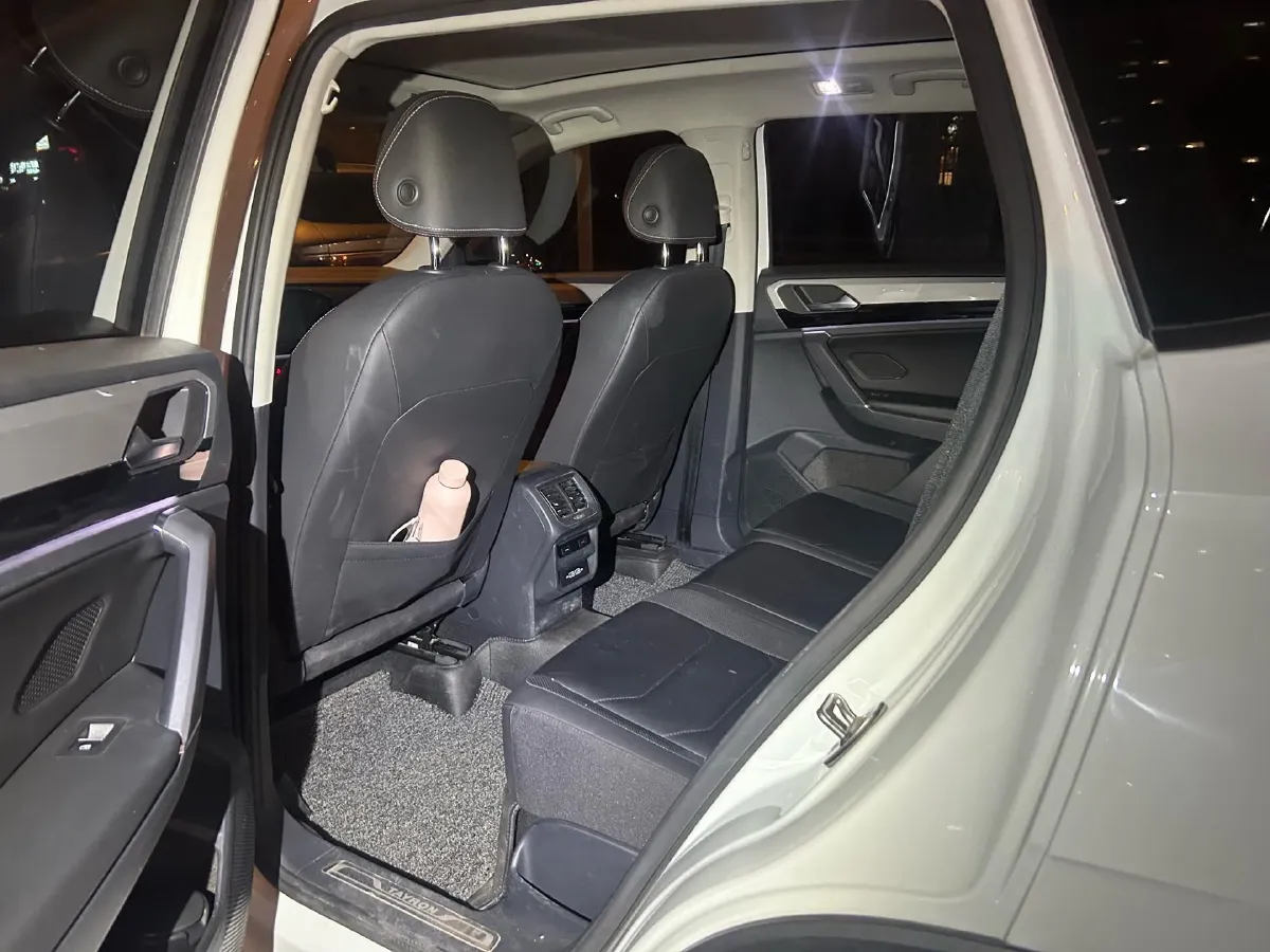 2019 Volkswagen Tayron 2.0T 186HP L4 7DCT,autocango,china used car exporter,china ev exporter,chinese used car exporter,chinese used ev exporter