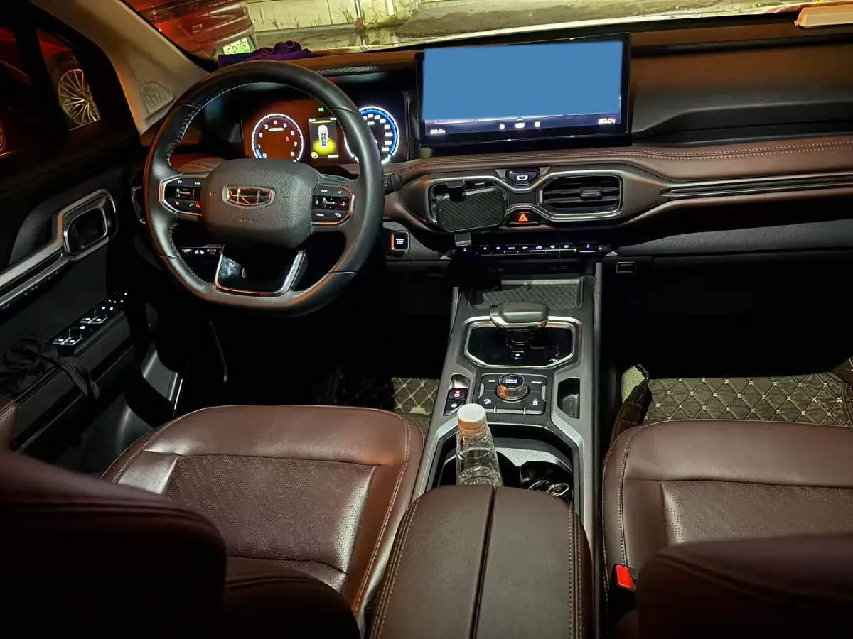 2022 Geely Okavango 1.8T 184HP L4 7DCT,autocango,china used car exporter,china ev exporter,chinese used car exporter,chinese used ev exporter