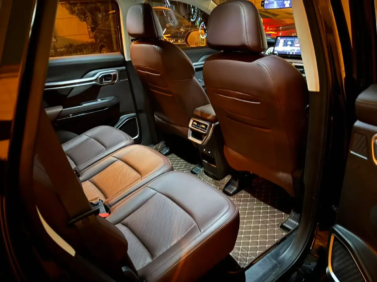 2022 Geely Okavango 1.8T 184HP L4 7DCT,autocango,china used car exporter,china ev exporter,chinese used car exporter,chinese used ev exporter