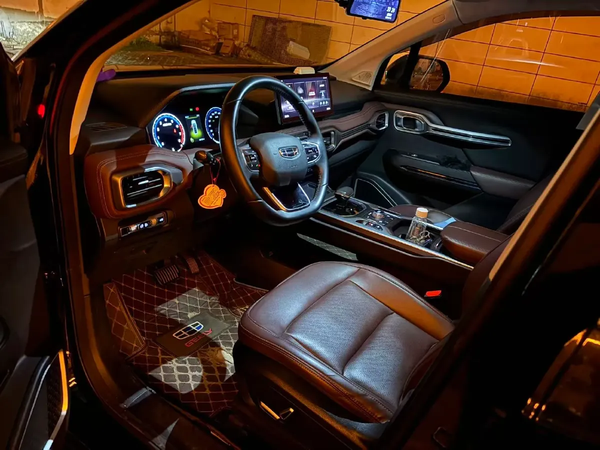 2022 Geely Okavango 1.8T 184HP L4 7DCT,autocango,china used car exporter,china ev exporter,chinese used car exporter,chinese used ev exporter